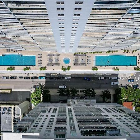 Miami Vice Oceanfront Sky Villa ภายนอก รูปภาพ