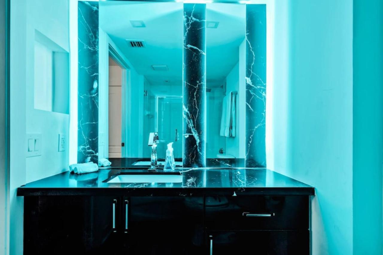 Miami Vice Oceanfront Sky Villa ภายนอก รูปภาพ
